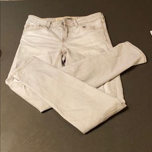 Light wash straight leg jeans